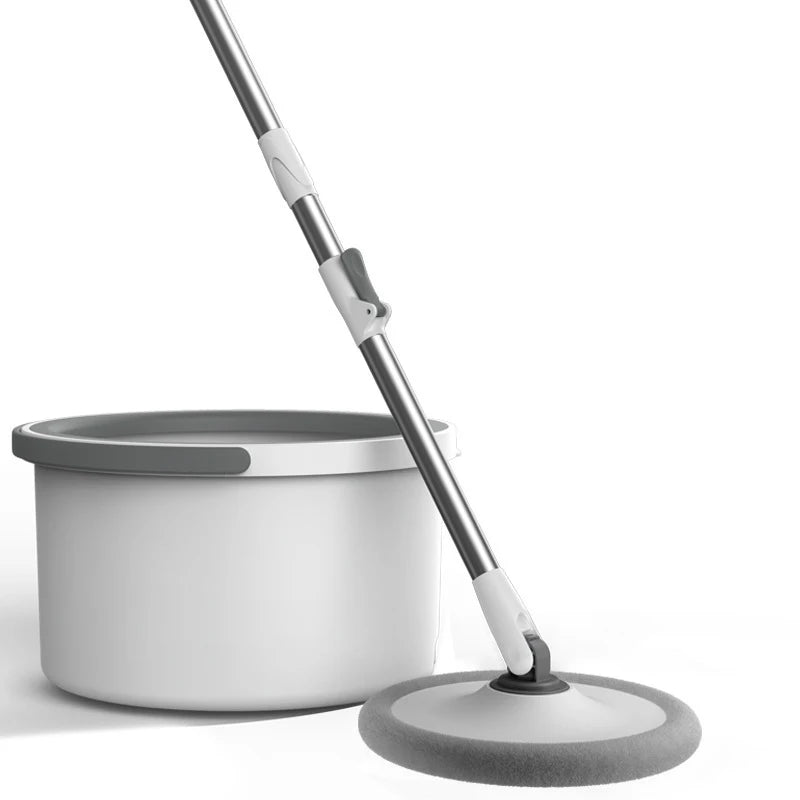 Spin mop and bucket set