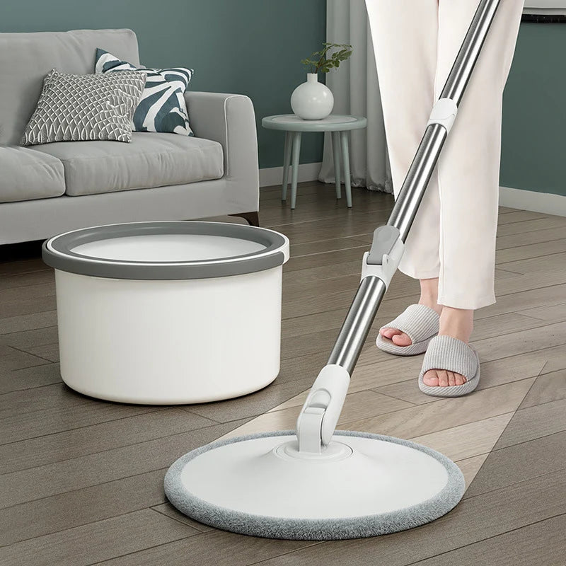 Spin mop and bucket set